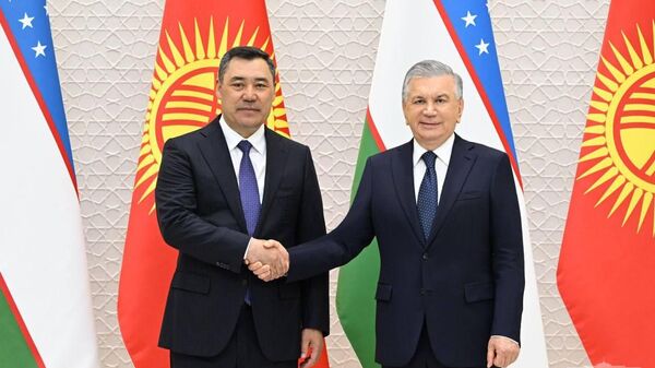 В резиденции Куксарой состоялась торжественная церемония встречи Президента Кыргызской Республики Садыра Жапарова - Sputnik Узбекистан