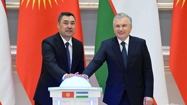 Главы Узбекистана и Кыргызстана дали старт новым проектам кооперации - Sputnik Узбекистан