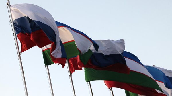 Videomost: Sotrudnichestvo Rossii i Uzbekistana v sfere nauki i visshego obrazovaniya - Sputnik O‘zbekiston