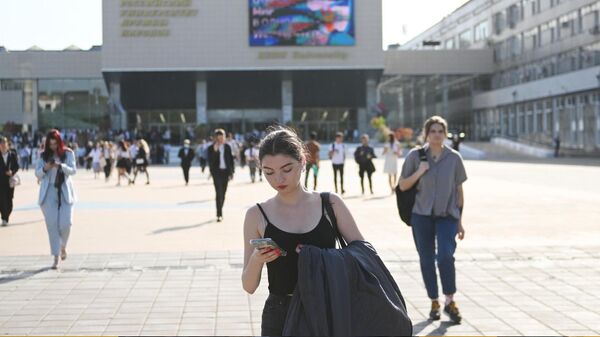 В Узбекистане заработает новая программа скидок для российских студентов - Sputnik Узбекистан