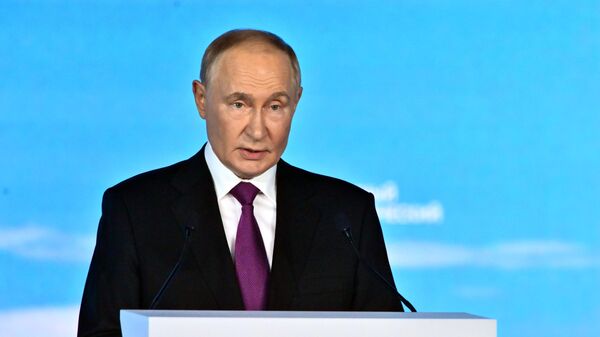 Россия президенти Владимир Путин. - Sputnik Ўзбекистон