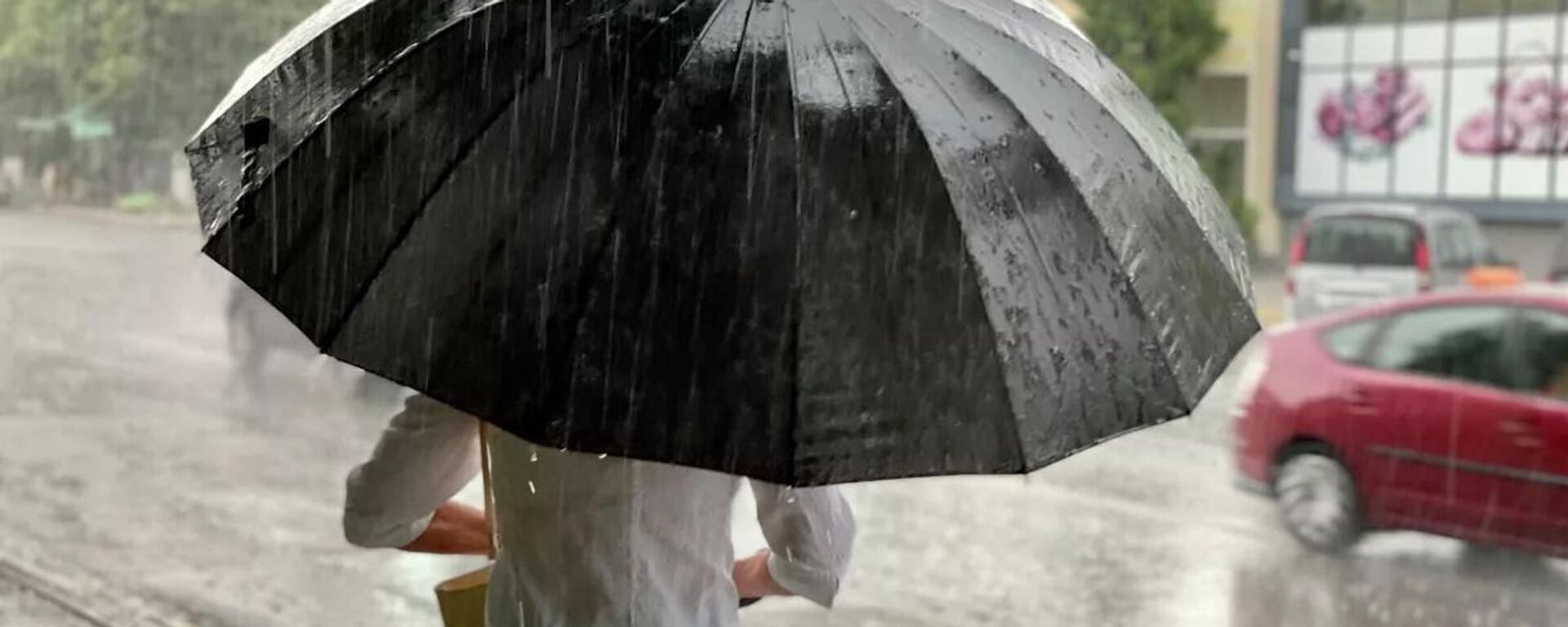 Silniy liven - Sputnik O‘zbekiston, 1920, 25.02.2026