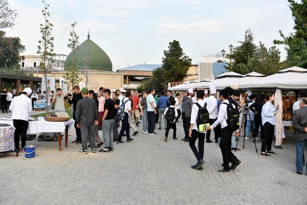 V stolitse proshel festival Tashkent - gorod xlebniy - Sputnik O‘zbekiston