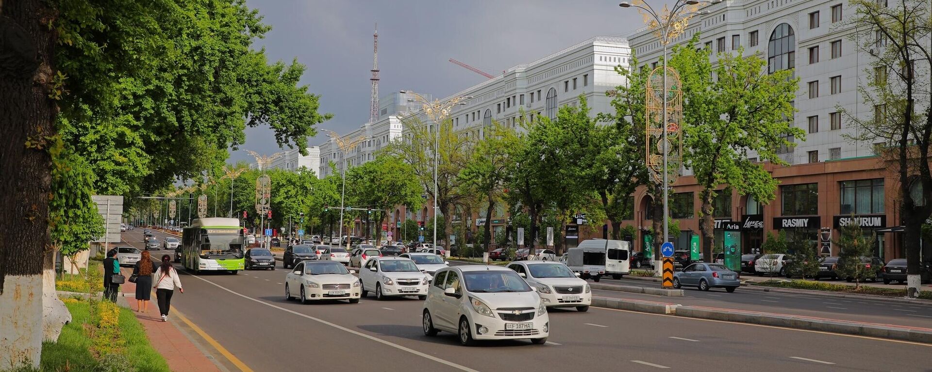 Улица Алишера Навои в Ташкенте - Sputnik Узбекистан, 1920, 10.10.2024