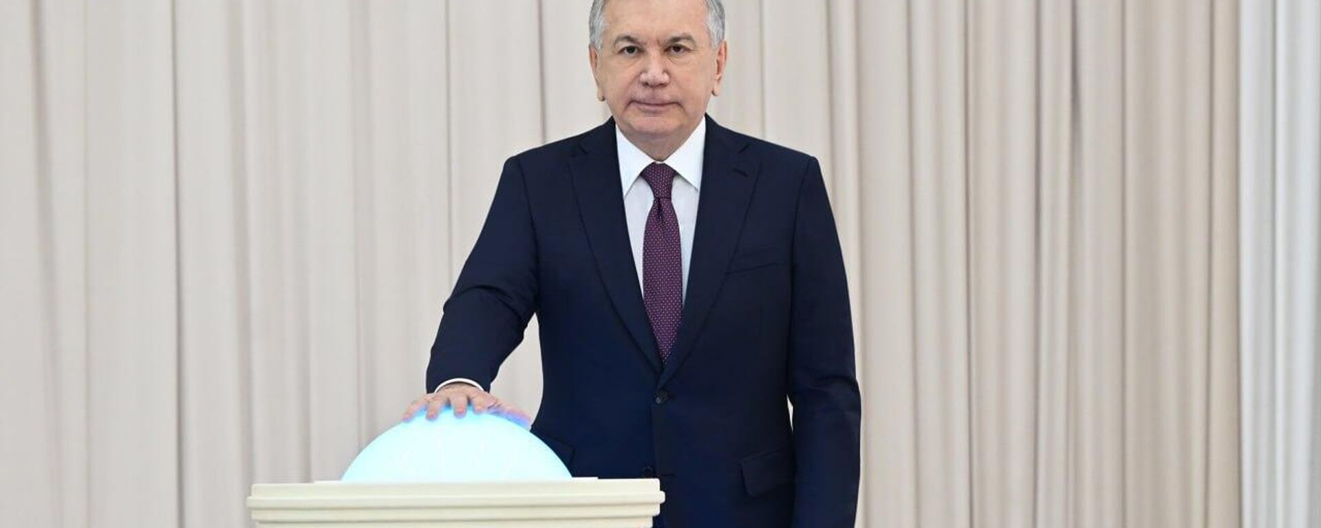 Prezident Shavkat Mirziyoyev prinyal uchastie v seremonii zapuska i nachala stroitelstva 15 proyektov v Navoiyskoy oblasti - Sputnik O‘zbekiston, 1920, 01.11.2024