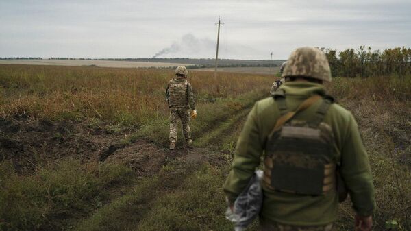 Украинские военные. Архивное фото
 - Sputnik Узбекистан