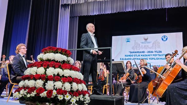 Programma Samarkand – kulturnaya stolitsa Sodrujestva zavershilas bolshim konsertom Molodejnogo simfonicheskogo orkestra SNG - Sputnik O‘zbekiston