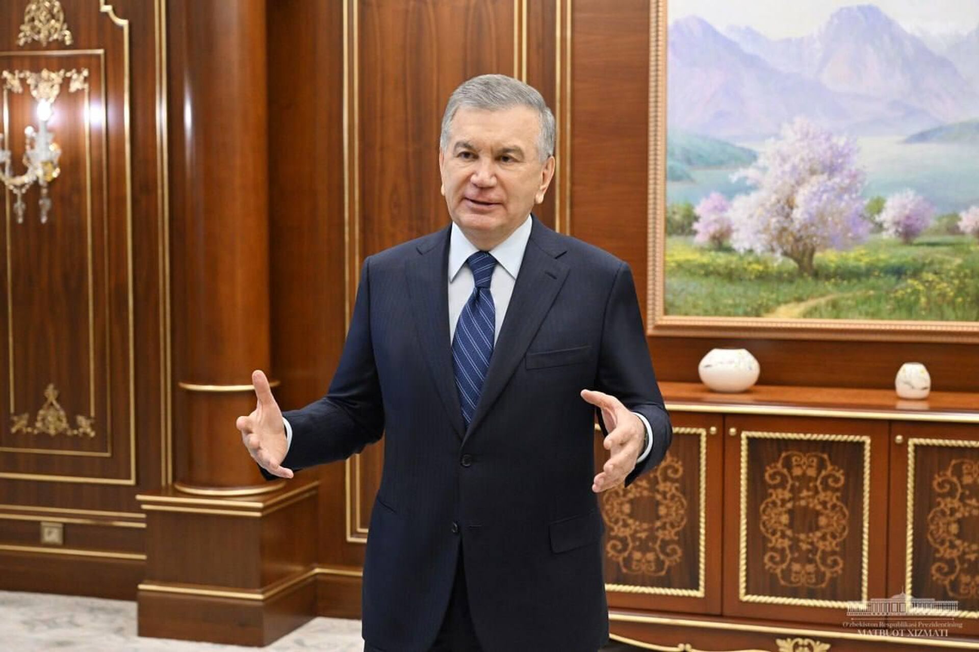 Prezident Shavkat Mirziyoyev oznakomilsya s prezentatsiyey proyektov po stroitelstvu i blagoustroystvu - Sputnik O‘zbekiston, 1920, 12.12.2024