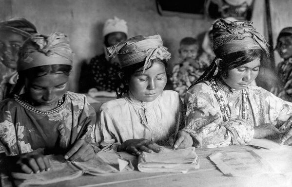 Мактаб, 1930-йиллар.  - Sputnik Ўзбекистон