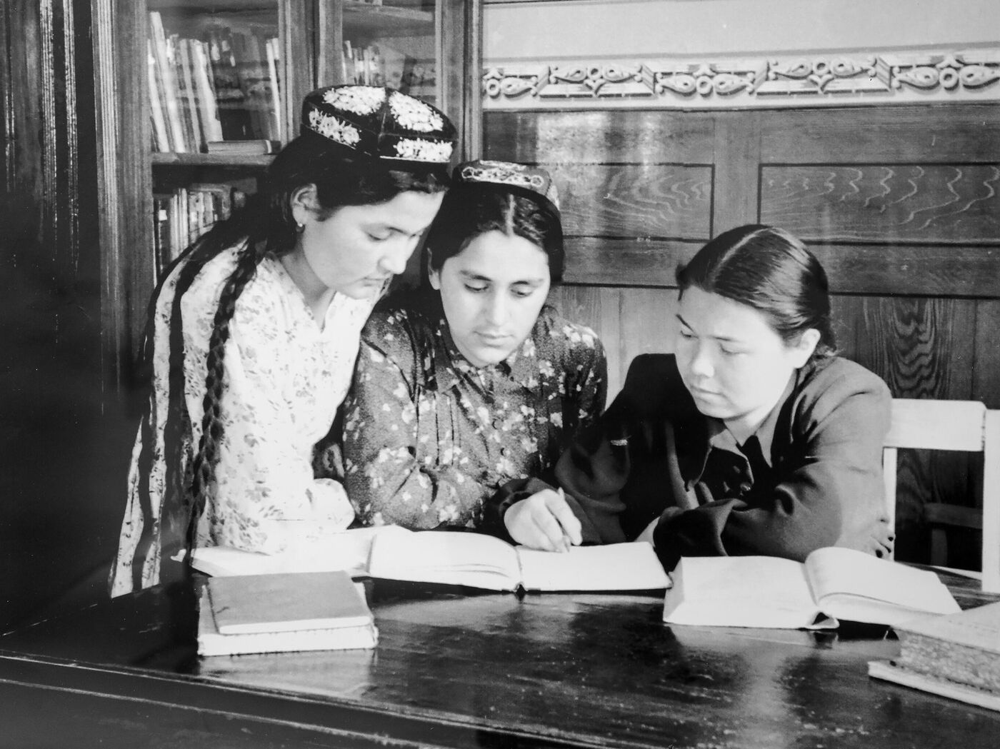 Yekaterina Krupenina bilan porno