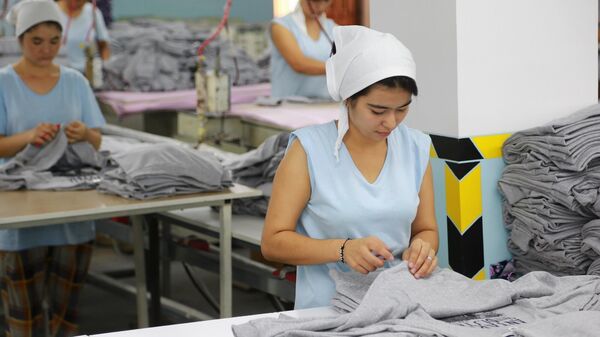 Текстильная фабрика - Sputnik Узбекистан