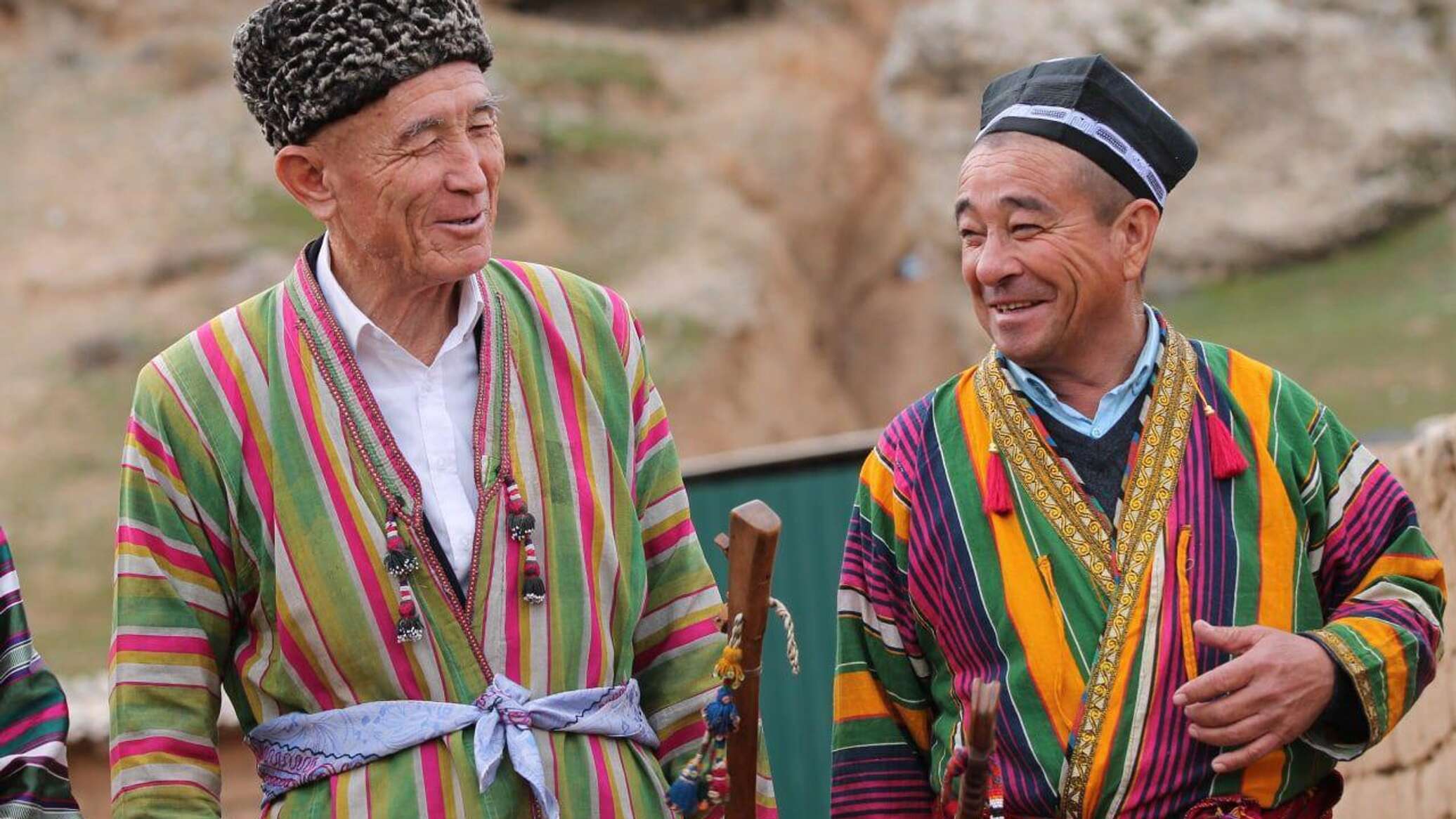 Anal jinsiy aloqa uchun anal trening Emma Uotsonning doppelganger jinsiy pornosi