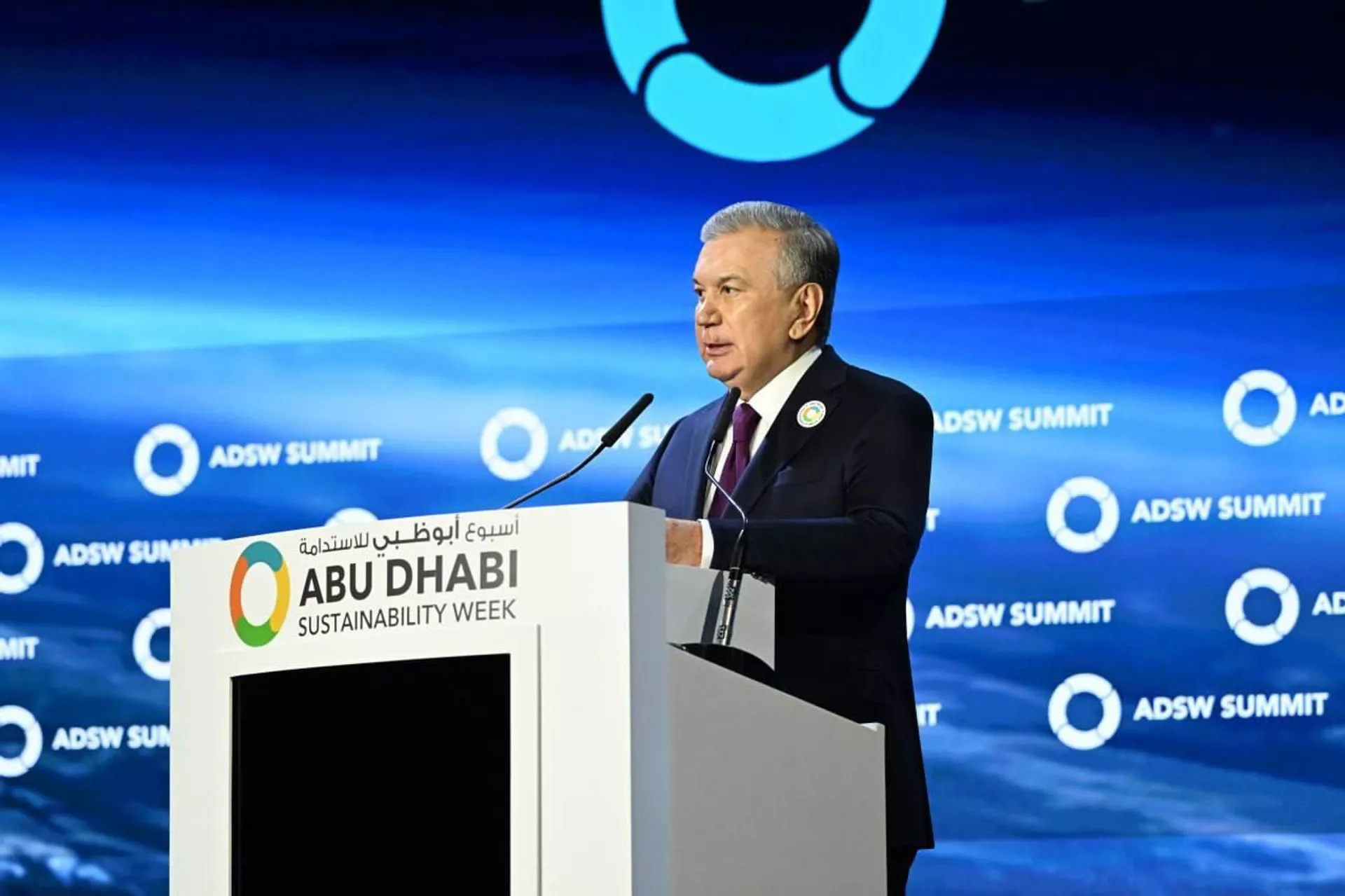 Shavkat Mirziyoyev spoke at the Abu Dhabi Sustainable Development Week summit, which is currently taking place in the capital of the United Arab Emirates. - Sputnik Uzbekistan, 1920, 01/14/2025