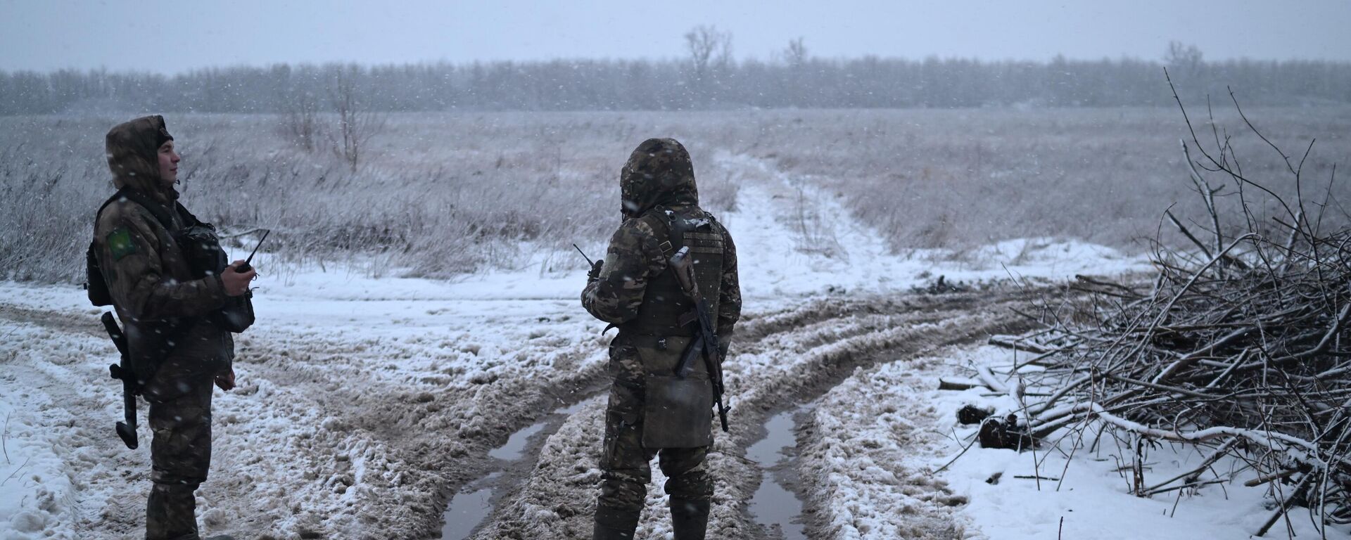 Российские военнослужащие в зоне специальной военной операции.  - Sputnik Ўзбекистон, 1920, 05.02.2025