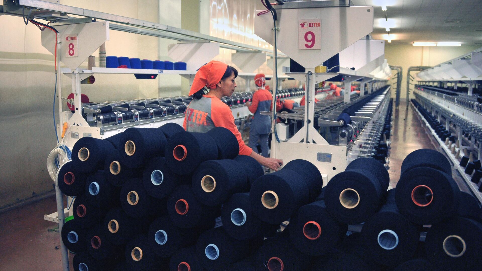 Текстильные фабрики Uztex Chirchik и Eurotex Global в Узбекистане Текстильные фабрики Uztex Chirchik и Eurotex Global в Узбекистане - Sputnik Узбекистан, 1920, 14.08.2025