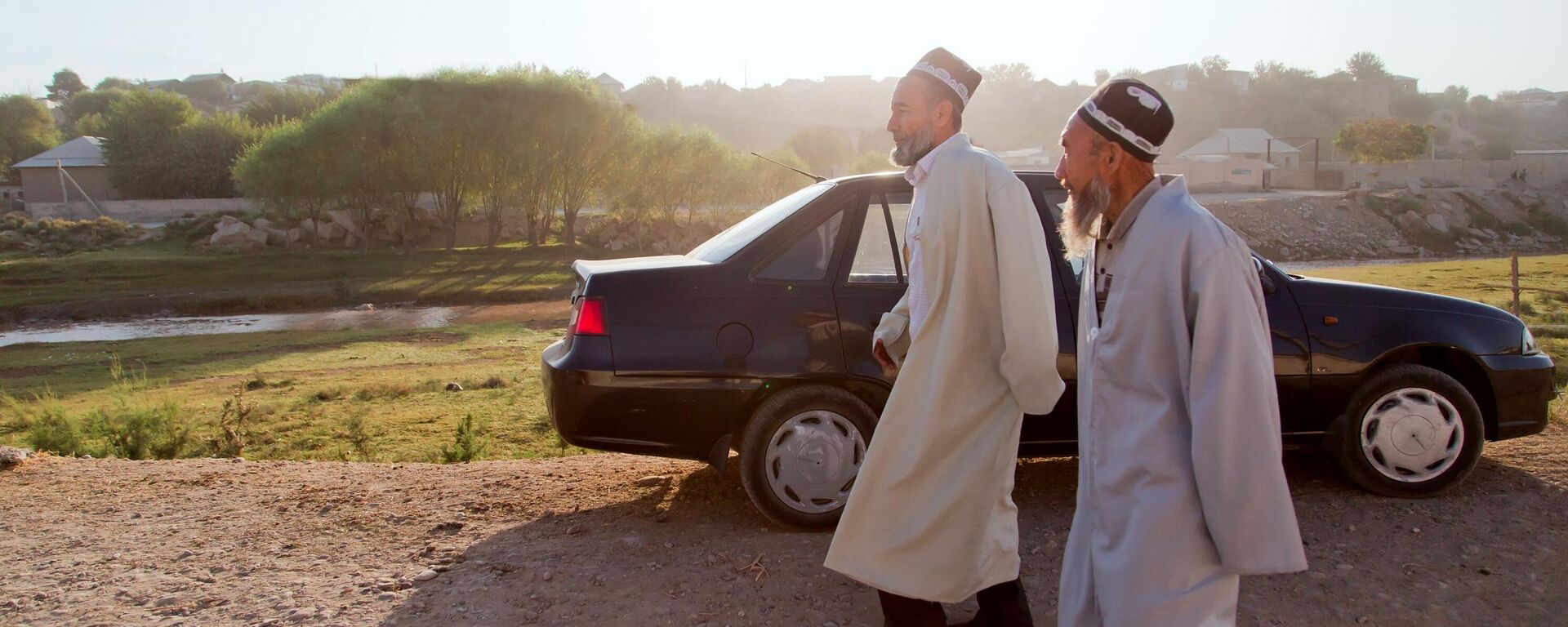 Пожилые жители города Денау, Сурхандарьинская область - Sputnik Ўзбекистон, 1920, 10.09.2025