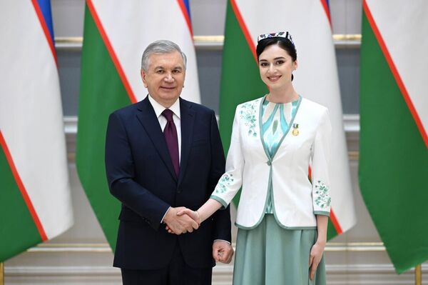 В резиденции Куксарой состоялось торжественное мероприятие, посвященное Международному женскому дню. - Sputnik Узбекистан