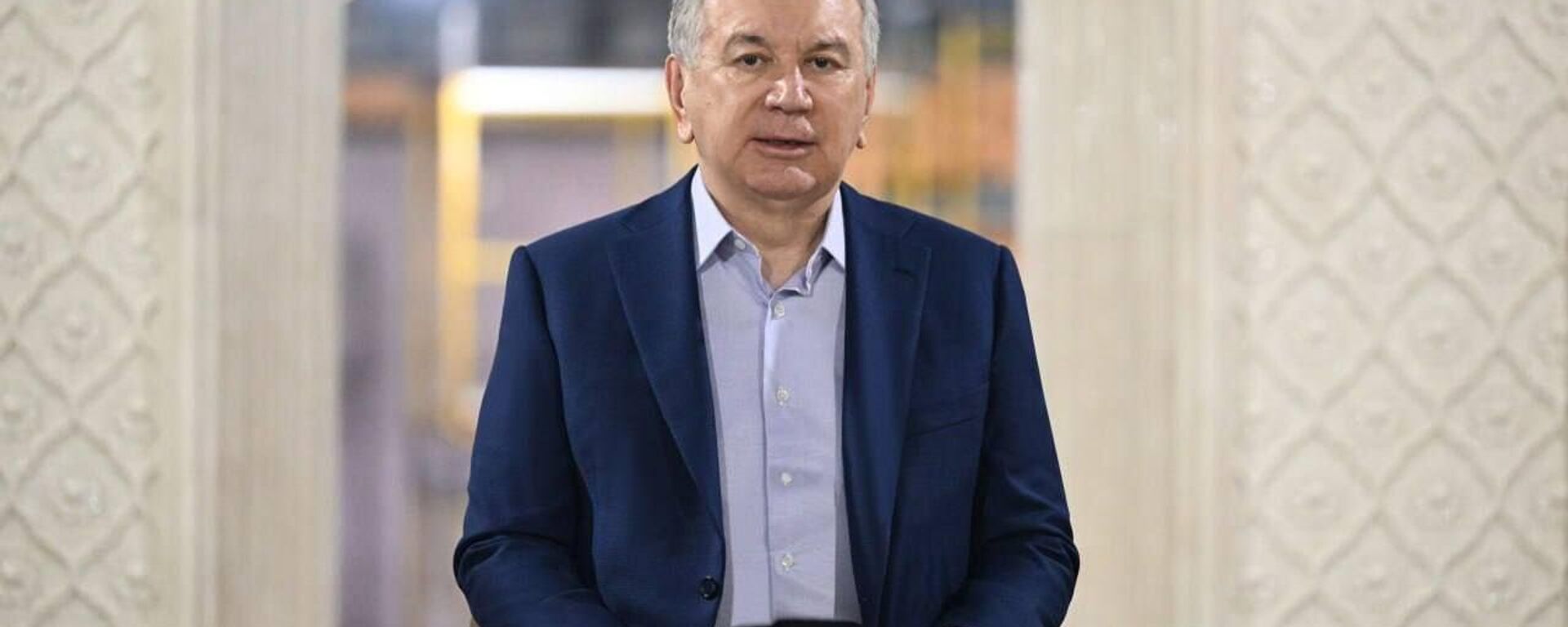 Prezident Shavkat Mirziyoyev posetil mavzoley Imama Buxari - Sputnik O‘zbekiston, 1920, 22.03.2025