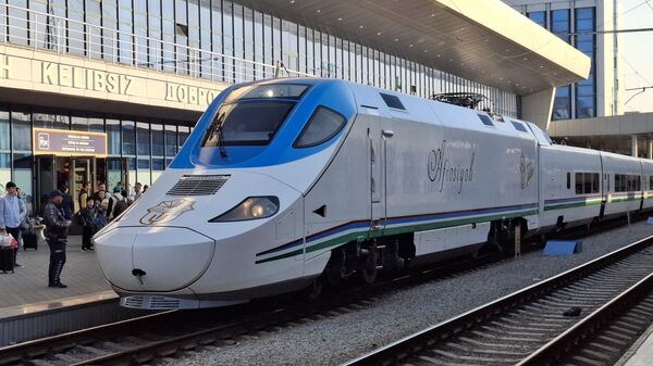 Скоростной поезд Афросиаб - Sputnik Узбекистан