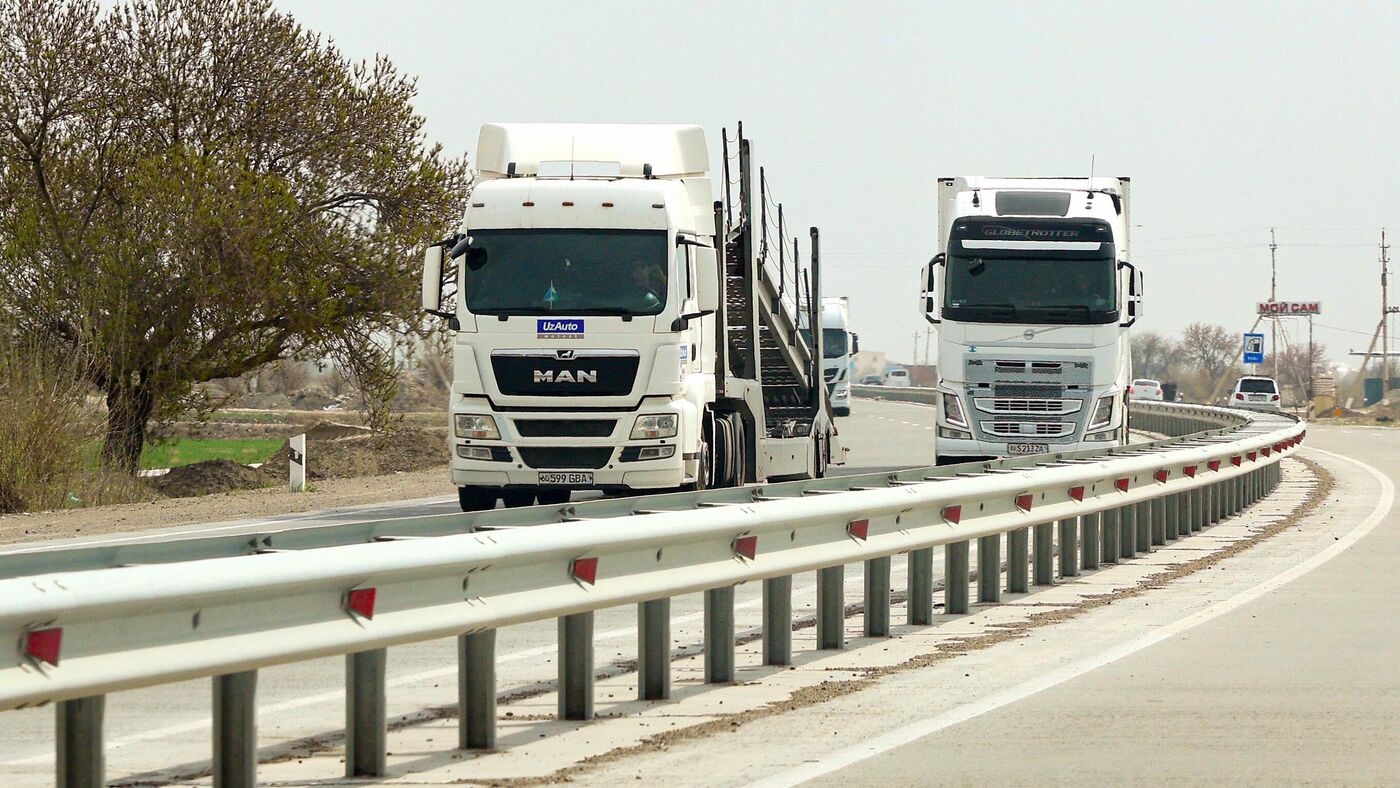 Qizlarning haqoratlanishi haqidagi havaskor porno video Porno filmlar va videolarni tomosha qiling