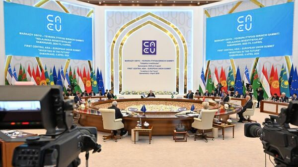 Президент Узбекистана выдвинул новые инициативы по укреплению сотрудничества между Центральной Азией и Европейским Союзом - Sputnik Ўзбекистон