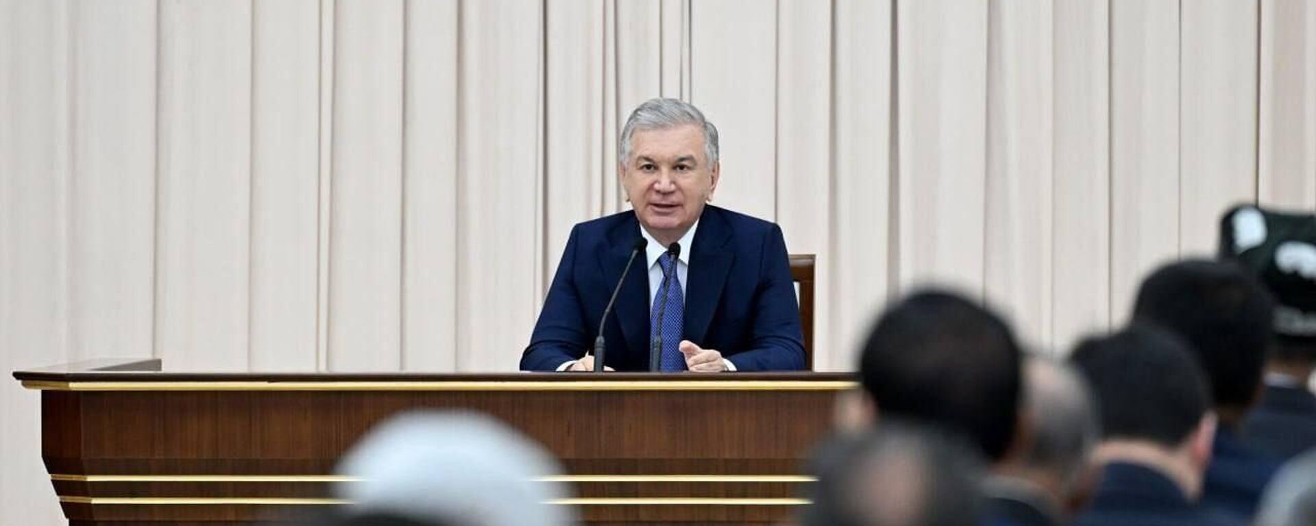 В Ургенчском районе под председательством Президента Шавката Мирзиёева состоялось совещание,  посвященное приоритетным задачам социально-экономического развития Хорезмской области. - Sputnik Ўзбекистон, 1920, 02.05.2025