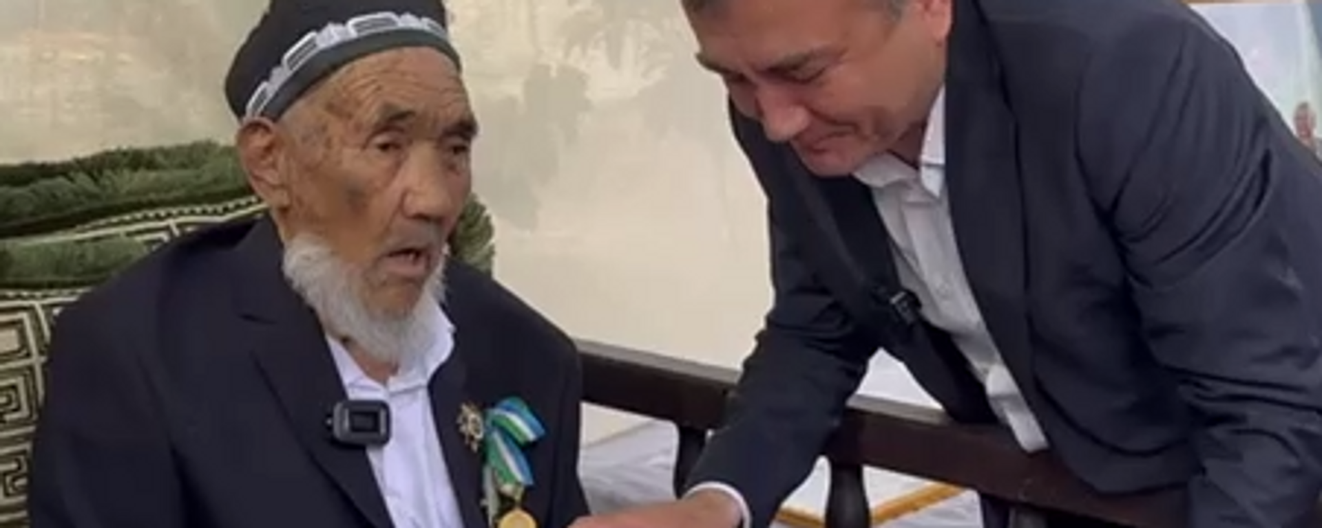 115-летний ветеран войны получил денежную премию в размере десяти тысяч долларов. - Sputnik Ўзбекистон, 1920, 08.05.2025