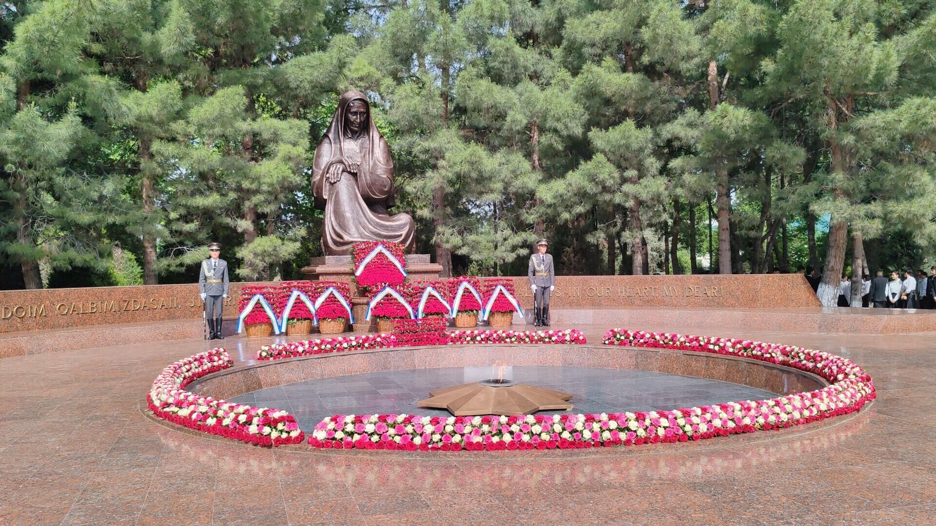 В Самарканде прошло мероприятие, посвященное Дню памяти и почестей
В Самарканде прошло мероприятие, посвященное Дню памяти и почестей
- Sputnik Узбекистан, 1920, 09.05.2025