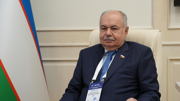 Ильяс Умаханов Ўзбекистоннинг Буюк Ғалабага қўшган ҳиссаси ҳақида - Sputnik Ўзбекистон