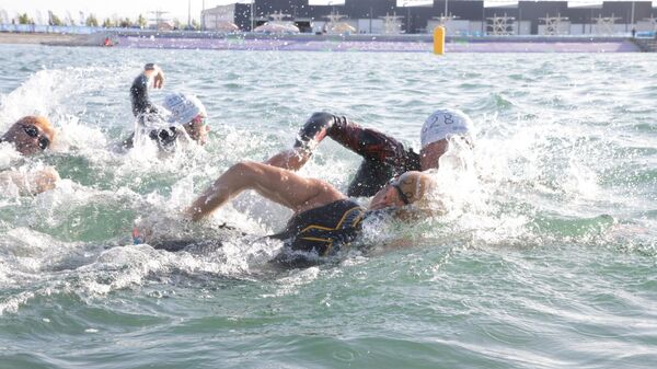 В Самарканде проходят престижные соревнования — World Triathlon Cup Samarkand-2025 и World Triathlon Para Cup Samarkand-2025. - Sputnik Узбекистан