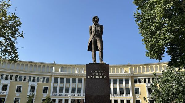 В Ташкенте прошел поэтический вечер, посвященный русскому поэту А.С. Пушкину.  - Sputnik Узбекистан
