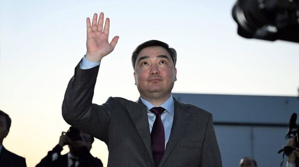Шавкат Мирзиёев завершил рабочий визит в Астану и отбыл в Ташкент - Sputnik Узбекистан