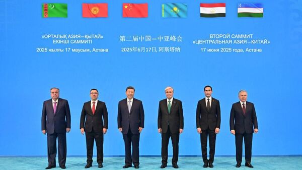 Президент Республики Узбекистан Шавкат Мирзиёев принял участие во втором саммите Центральная Азия – Китай в городе Астане. - Sputnik Ўзбекистон