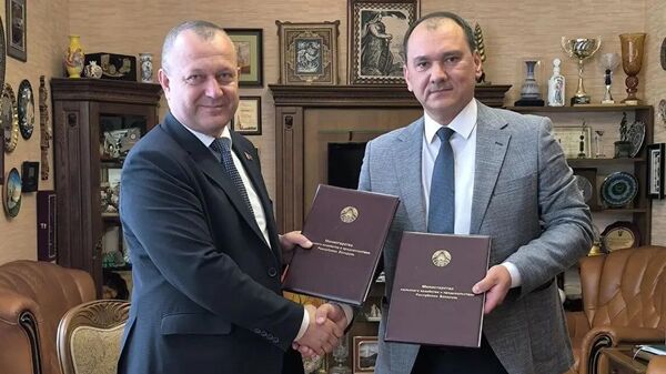 В настоящее время делегация во главе с заместителем министра сельского хозяйства Республики Узбекистан Кахрамоном Юлдашевым находится с рабочим визитом в Республике Беларусь.  - Sputnik Ўзбекистон