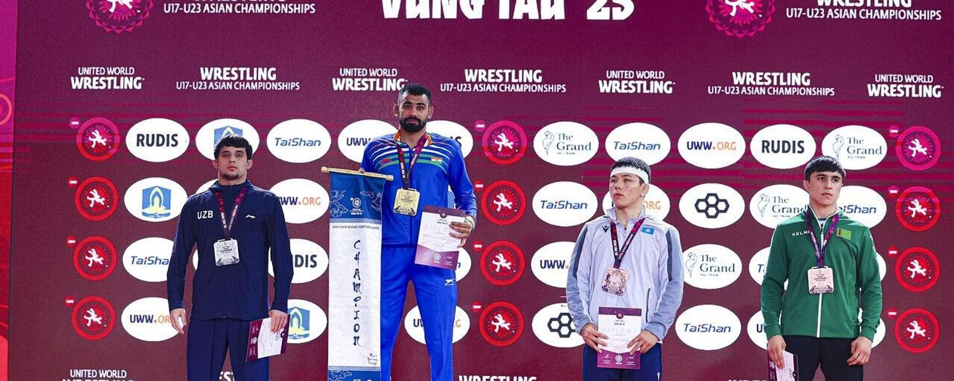 Borsi iz Uzbekistana zavoyevali 16 medaley na chempionate Azii vo Vyetname - Sputnik O‘zbekiston, 1920, 22.06.2025