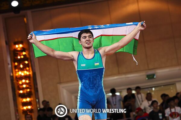 Во Вьетнаме продолжаются поединки чемпионата Азии по спортивной борьбе среди возрастной категории U17. Во Вьетнаме продолжаются поединки чемпионата Азии по спортивной борьбе среди возрастной категории U17. - Sputnik Узбекистан
