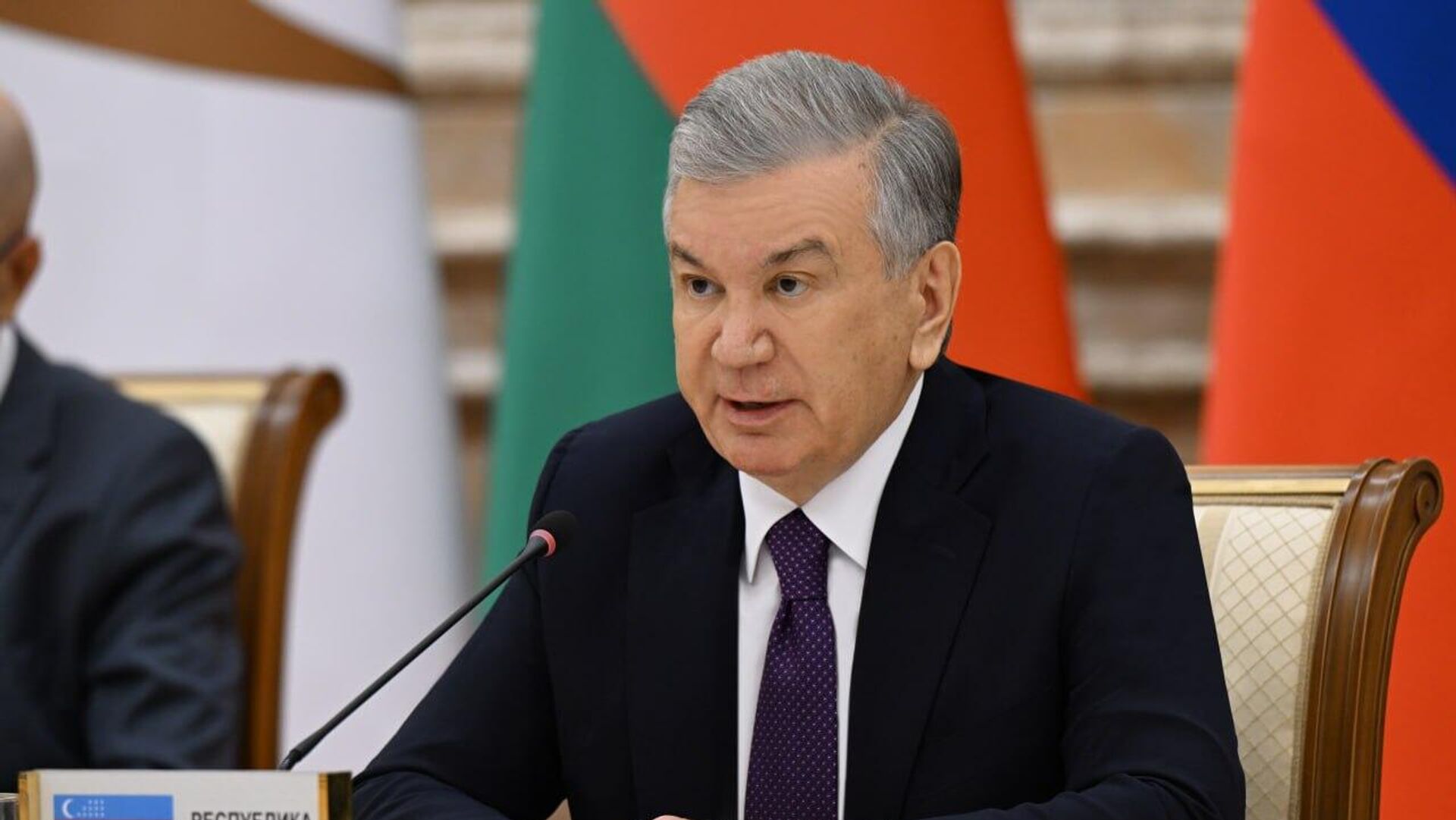Шавкат Мирзиёев ЕОИИ Олий иқтисодий кенгашида Шавкат Мирзиёев ЕОИИ Олий иқтисодий кенгашида - Sputnik Ўзбекистон, 1920, 27.06.2025