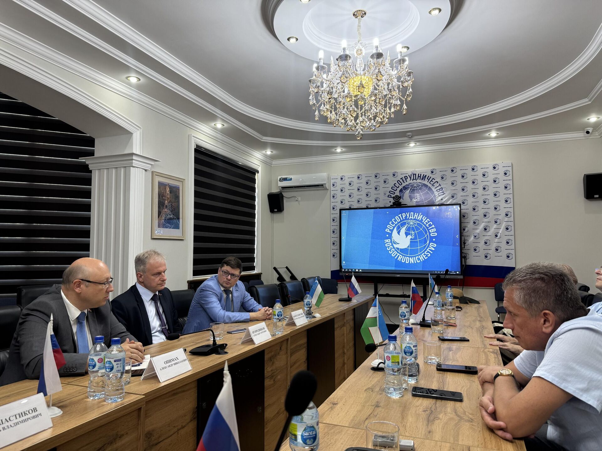 Беларусь проведёт Дни культуры в Узбекистане и приглашает Ташкент на “Славянский базар” Беларусь проведёт Дни культуры в Узбекистане и приглашает Ташкент на “Славянский базар” - Sputnik Ўзбекистон, 1920, 02.07.2025