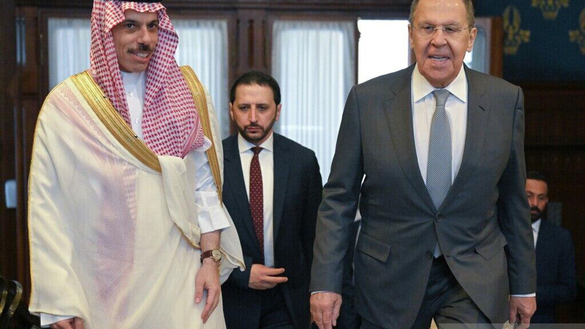 Россию не устраивает развязка украинского конфликта, которая не учитывает законные интересы Москвы в сфере безопасности Россию не устраивает развязка украинского конфликта, которая не учитывает законные интересы Москвы в сфере безопасности - Sputnik Узбекистан, 1920, 04.07.2025
