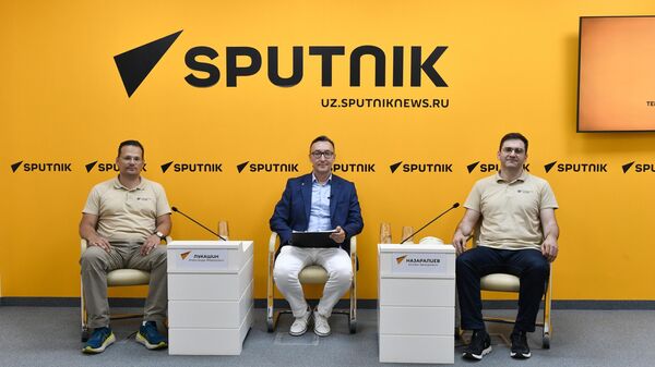 Евроосиё юрагига сайёҳат экспедиция иштирокчилари Ўзбекистонга етиб келди
 - Sputnik Ўзбекистон