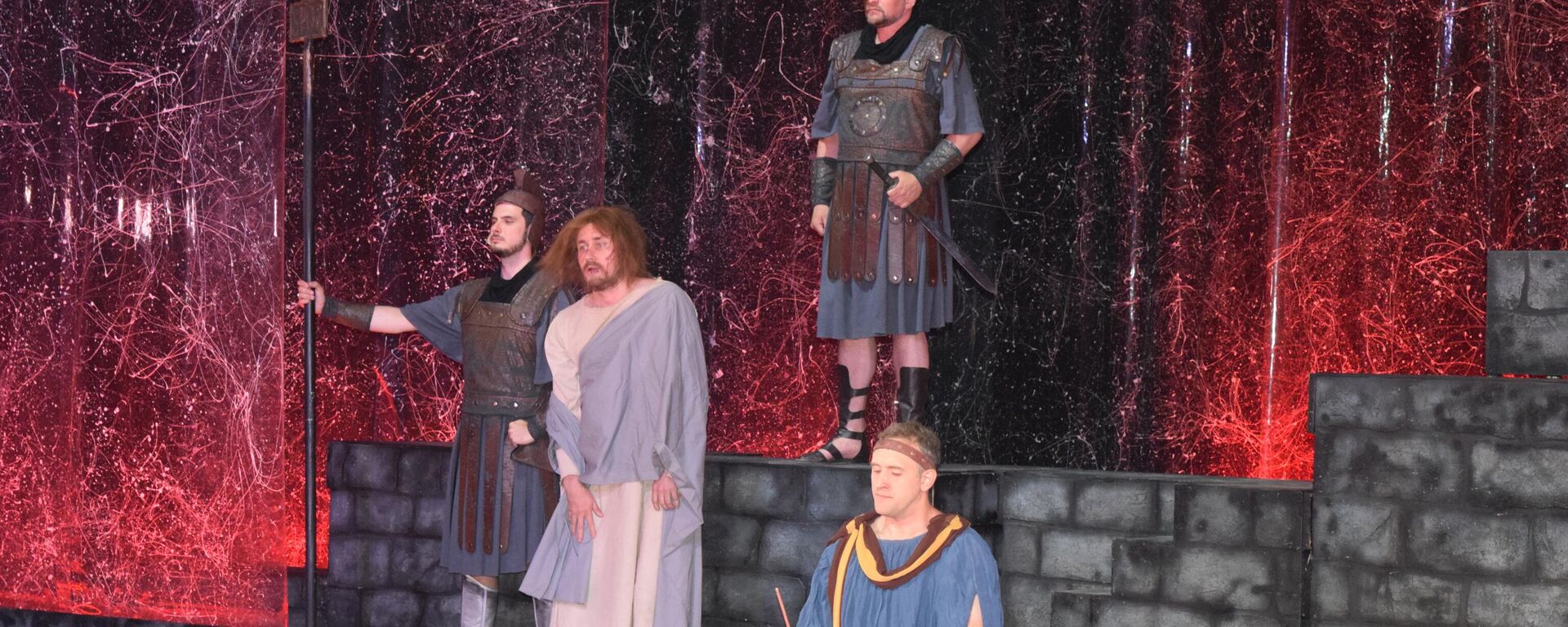 Приморский краевой академический драматический театр имени М. Горького находится с гастролями в Узбекистане. - Sputnik Узбекистан, 1920, 19.07.2025