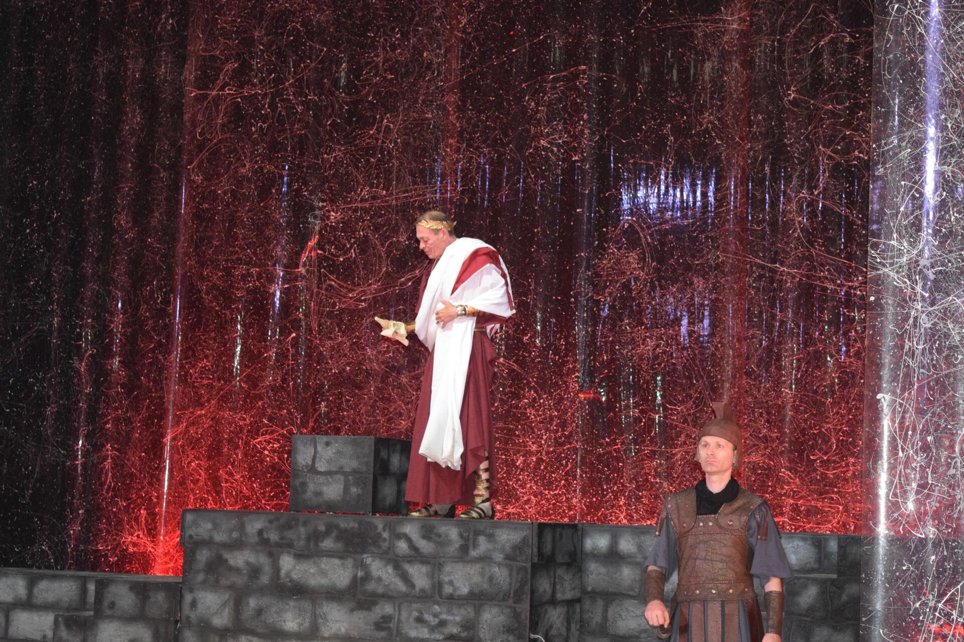 Приморский краевой академический драматический театр имени М. Горького находится с гастролями в Узбекистане. - Sputnik Узбекистан, 1920, 19.07.2025