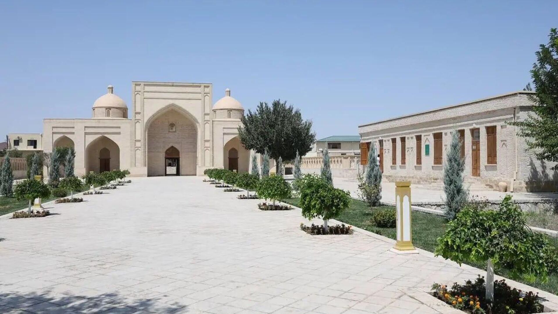 Село Касри Орифон в Бухарской области получило статус туристической деревни Село Касри Орифон в Бухарской области получило статус туристической деревни - Sputnik Узбекистан, 1920, 23.07.2025