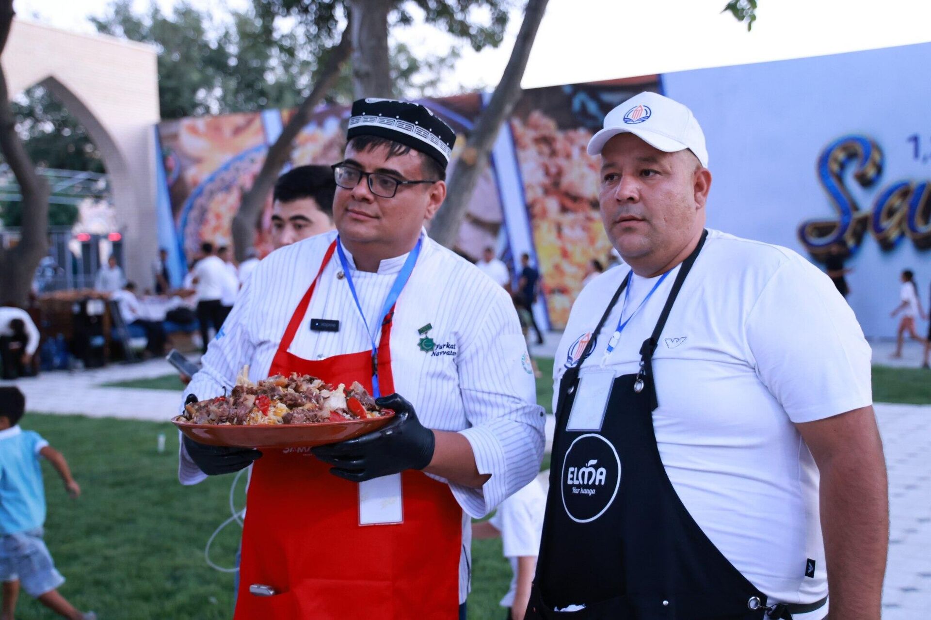 В Самарканде проходит Международный фестиваль плова. В Самарканде проходит Международный фестиваль плова. - Sputnik Ўзбекистон, 1920, 02.08.2025