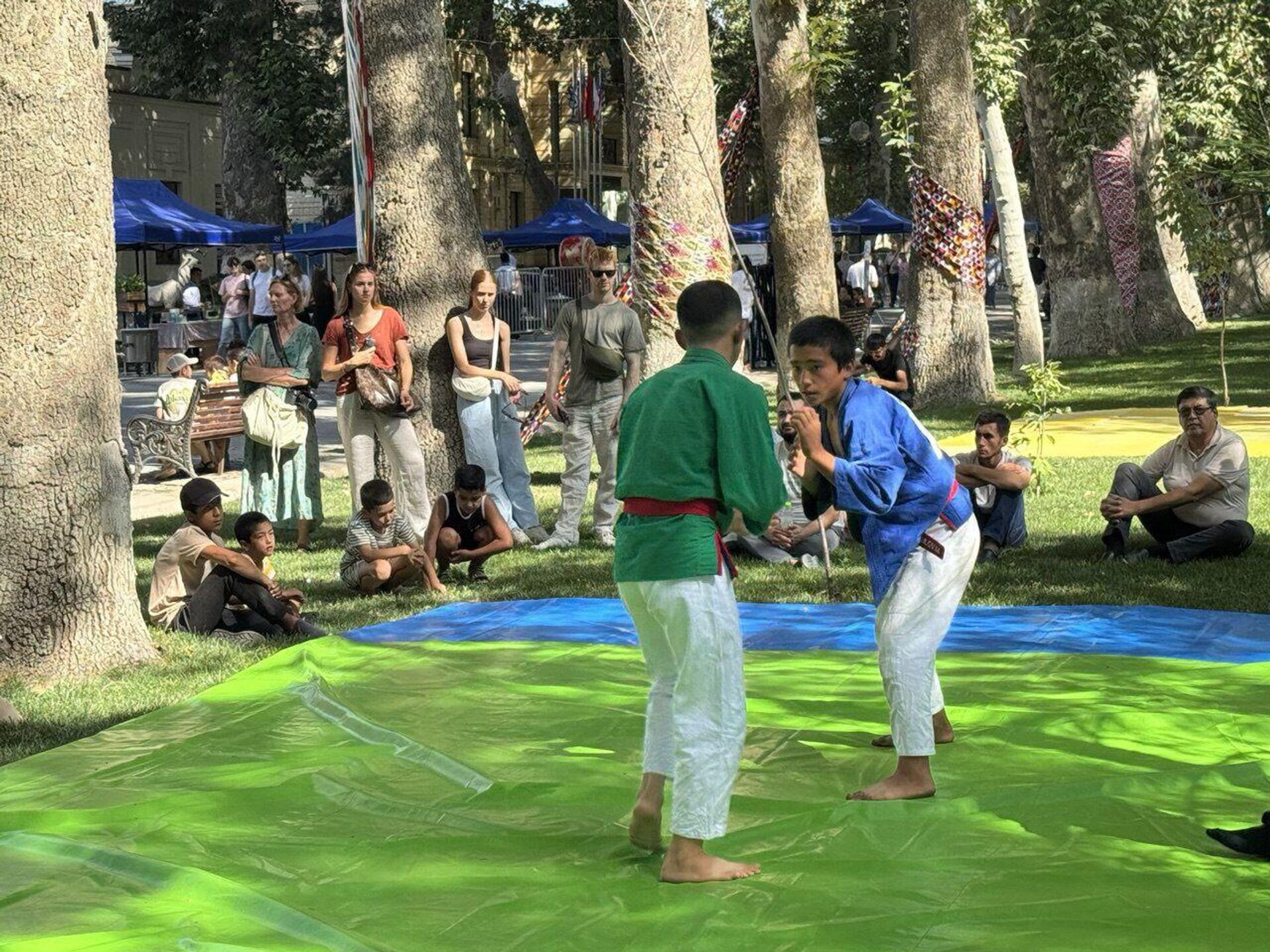 В Самарканде прошел первый фестиваль плова - Sputnik Узбекистан, 1920, 04.08.2025