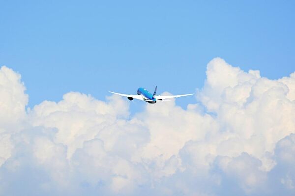 Президент Узбекистана отбыл с рабочим визитом в Туркменистан - Sputnik Узбекистан