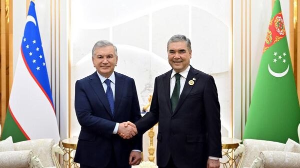 Шавкат Мирзиёев провел встречу с Председателем Халк Маслахаты Туркменистана Гурбангулы Бердымухамедовым - Sputnik Ўзбекистон