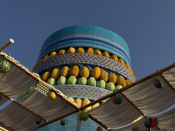 В Хиве проходит традиционный фестиваль дыни - Sputnik Узбекистан