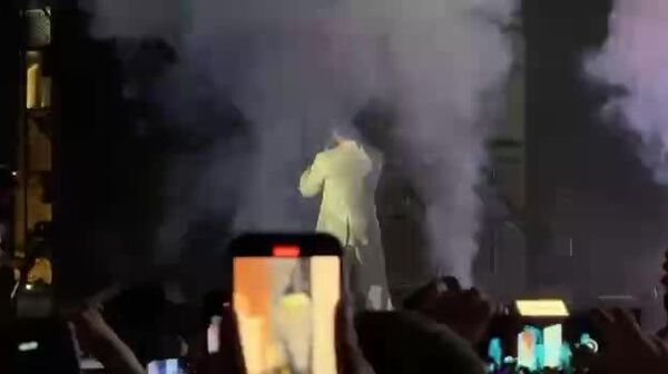 Артисты из России и Узбекистана выступили на гала-концерте в рамках праздника дыни - Sputnik Узбекистан