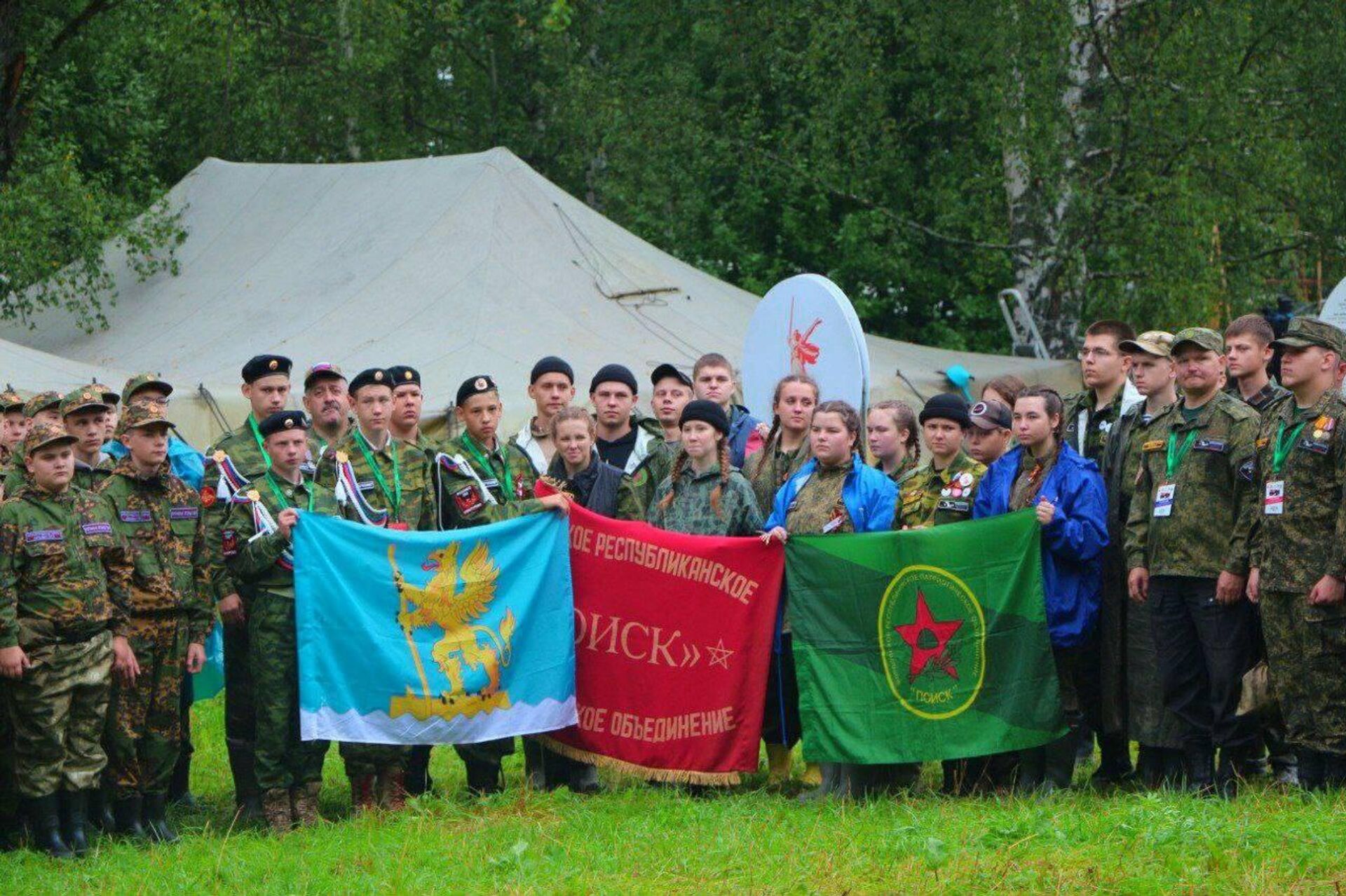 Узбекистанцы принимают участие в Международной военно-исторической экспедиции Западный фронт - Sputnik Узбекистан, 1920, 12.08.2025